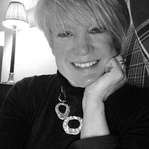 Meet your Posher, Claudia